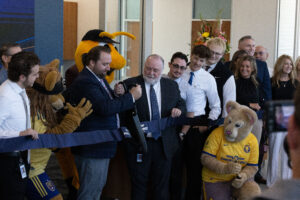 The America First Credit Union's ribbon is cut.